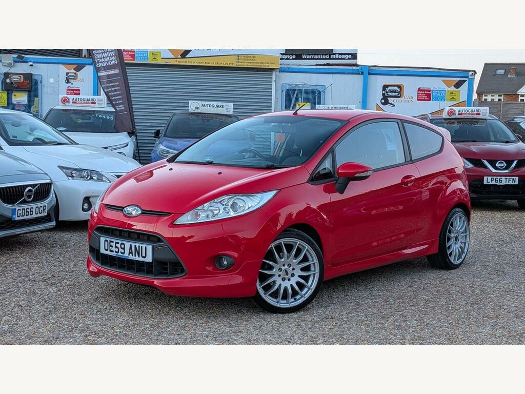 Ford Fiesta Petrol Red