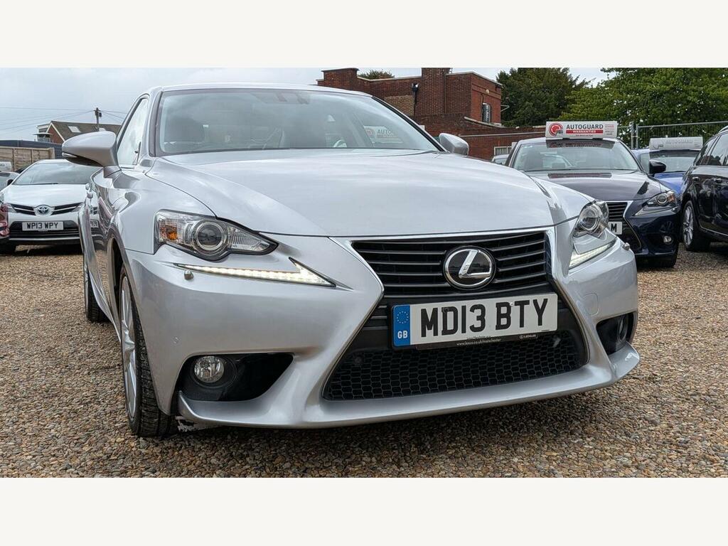 Lexus IS 300H Luxury Cvt Navigation #19