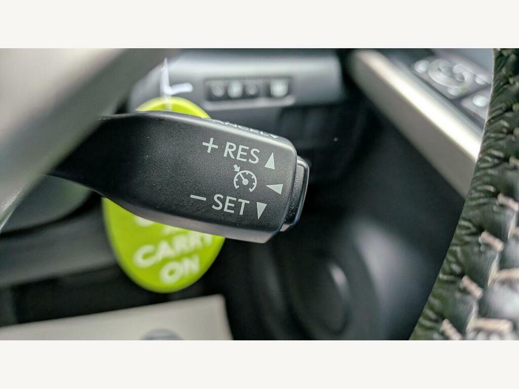 Lexus IS 300H Luxury Cvt Navigation #41