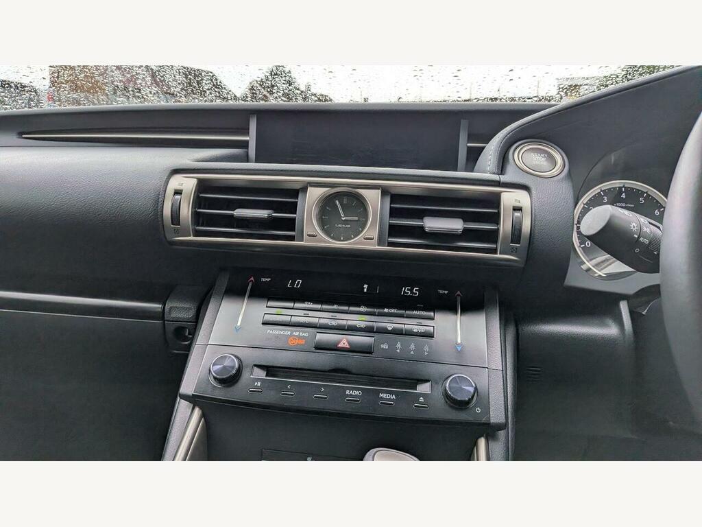 Lexus IS 300H Luxury Cvt Navigation #42