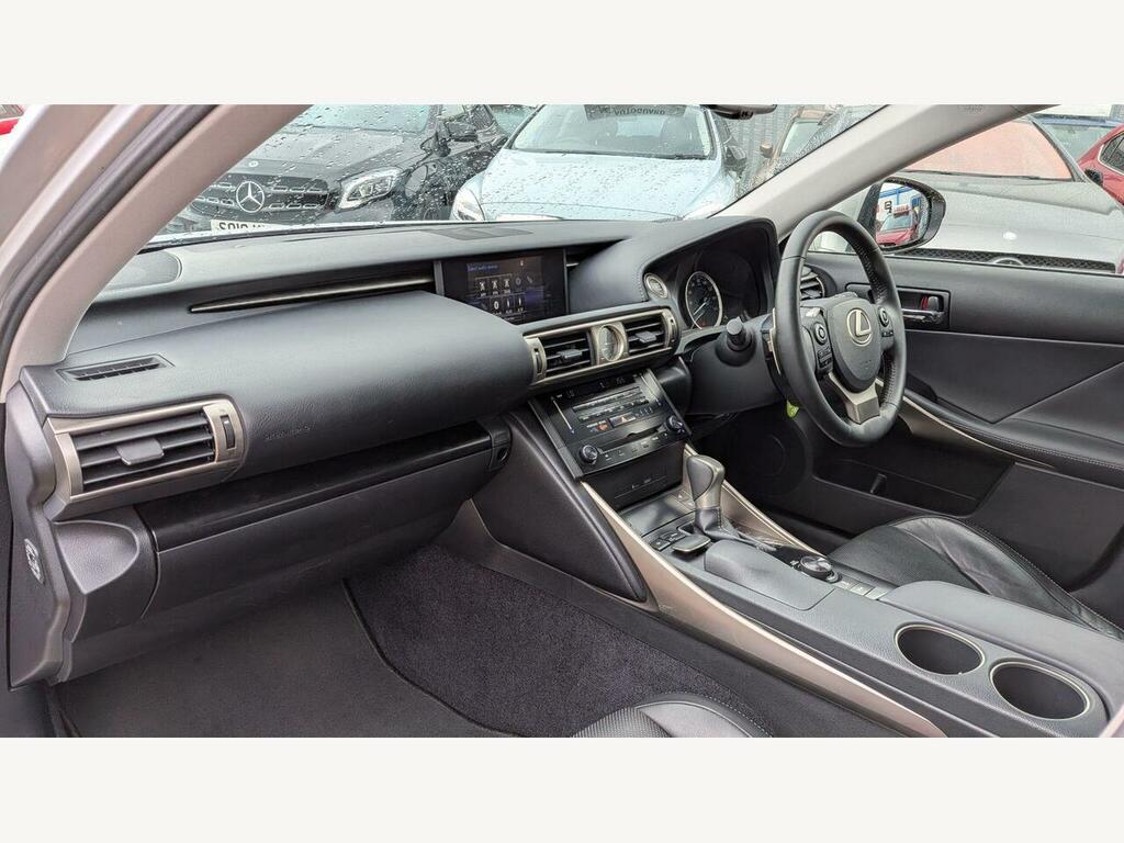 Lexus IS 300H Luxury Cvt Navigation #54