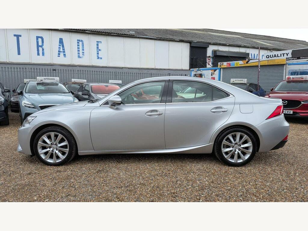 Lexus IS 300H Luxury Cvt Navigation #7