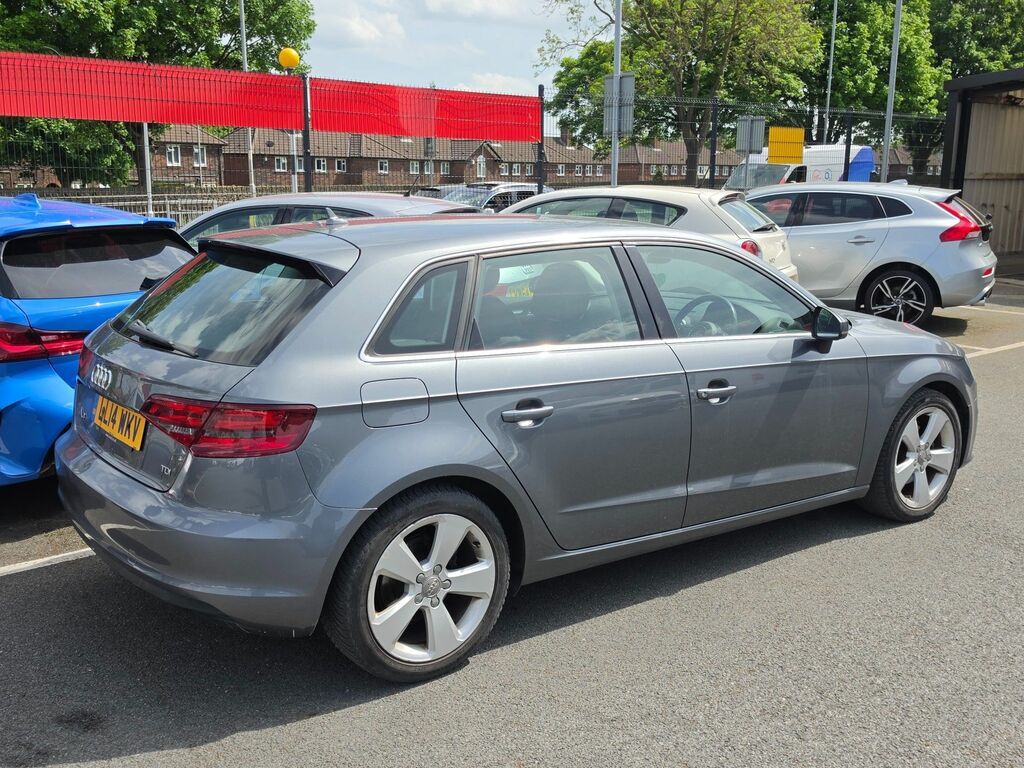 Audi A3 Tdi Sport Sportback LL14WKV Grey #4