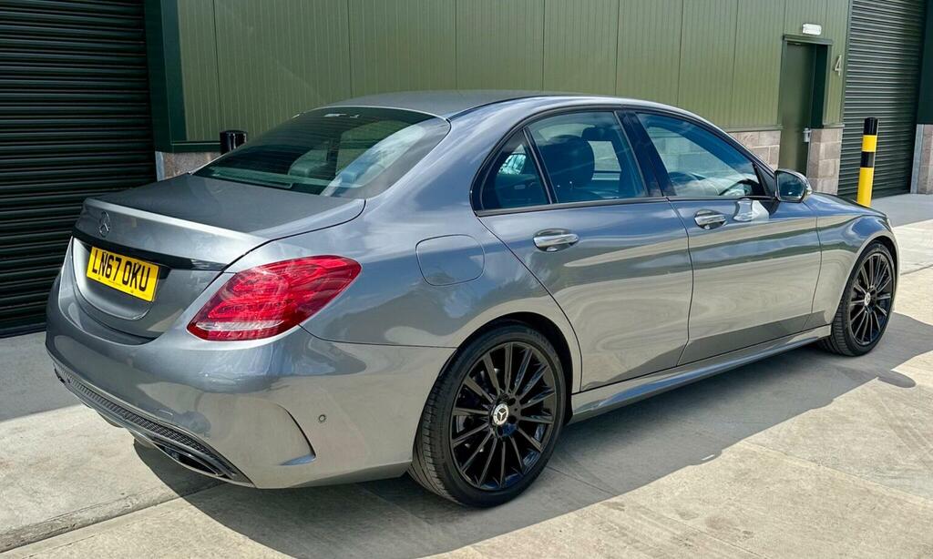 Mercedes-Benz C Class Saloon 2.1 C250d Amg Line G-tronic Euro 6 Ss 4 LN67OKU Grey #4