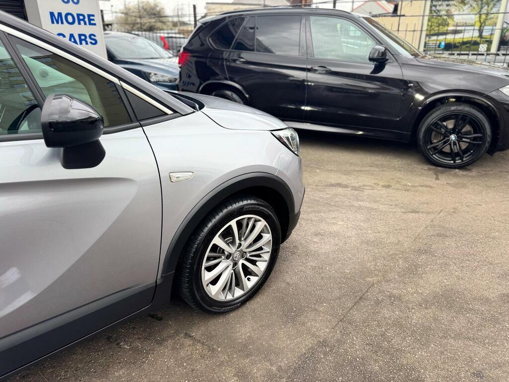 Vauxhall Crossland X Suv 1.2 Sri Nav Euro 6 Ss 202070 DV70KLL Grey #6