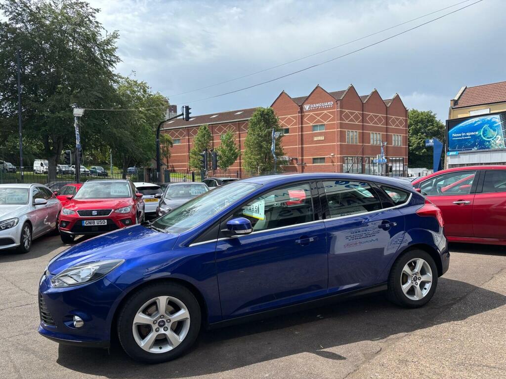 Ford Focus Hatchback 1.6 Zetec Navigator Powershift Euro 5 LS14RXV Blue #5