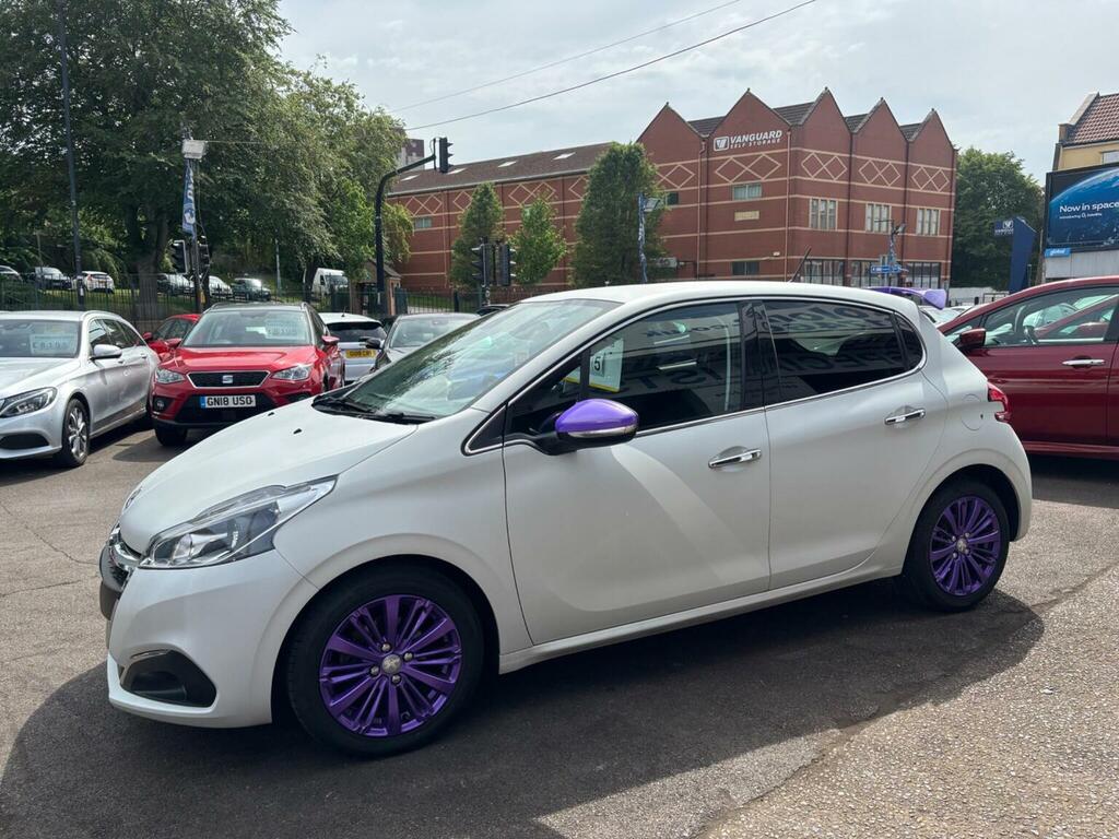 Peugeot 208 Hatchback 1.6 Bluehdi Allure Euro 6 201717 White #5