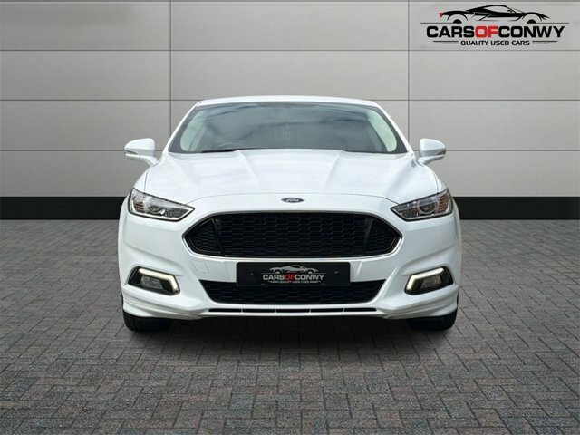 Ford Mondeo 2.0 Tdci St-line Hatchback Euro MA67ZNW White #2