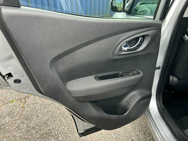 Renault Kadjar 1.6 Dynamique S Nav Dci 130 Bhp Black #27