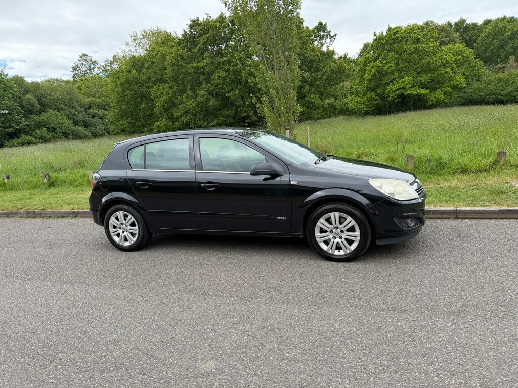 Vauxhall Astra 1.9 Cdti 16V Design Black