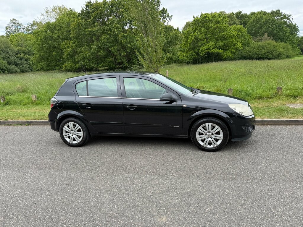 Vauxhall Astra 1.9 Cdti 16V Design WF58VSG Black #2