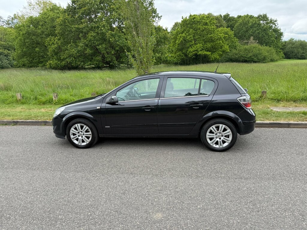 Vauxhall Astra 1.9 Cdti 16V Design WF58VSG Black #5