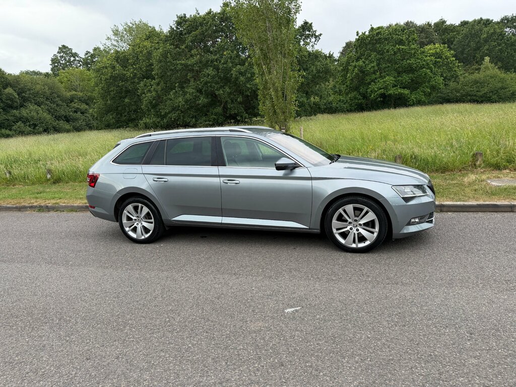 Skoda Superb 2.0 Tdi Se L Executive 4Wd Euro 6 Grey