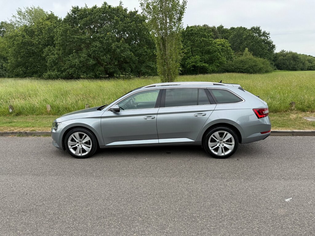Skoda Superb 2.0 Tdi Se L Executive 4Wd Euro 6 DY16EKE Grey #4