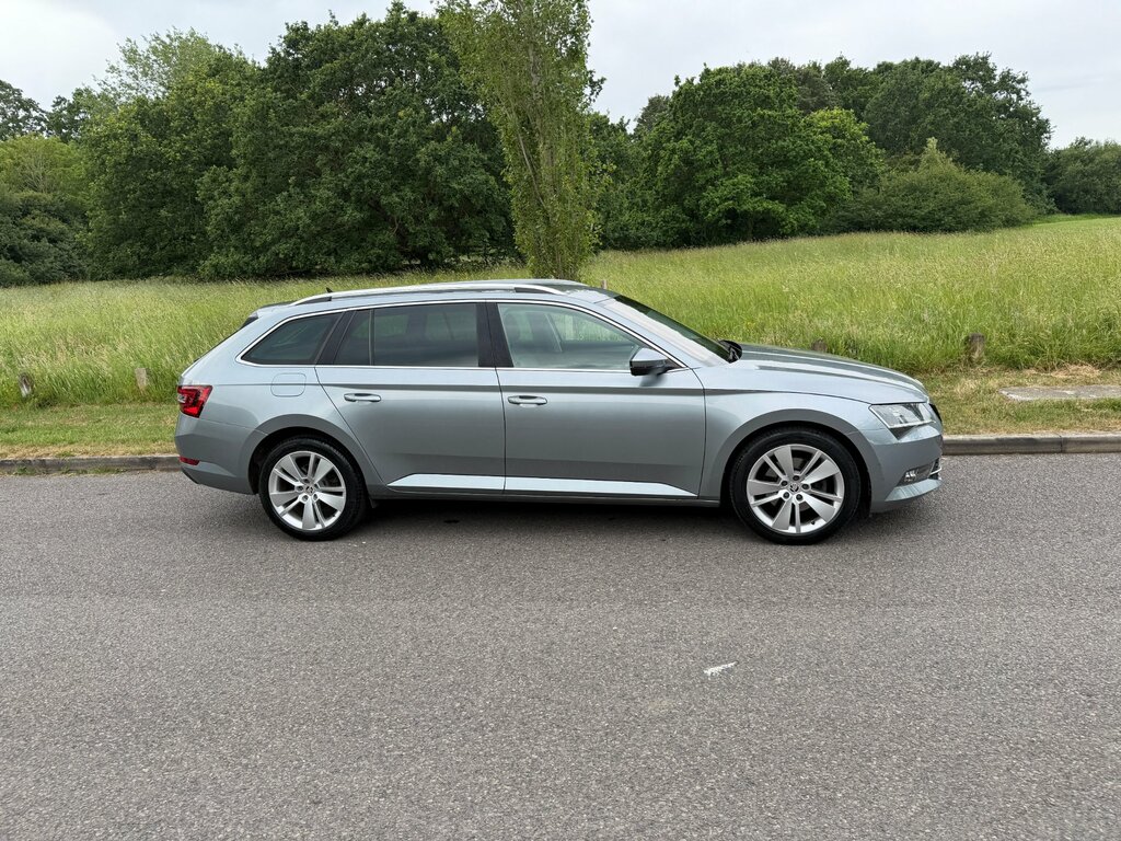 Skoda Superb 2.0 Tdi Se L Executive 4Wd Euro 6 DY16EKE Grey #2