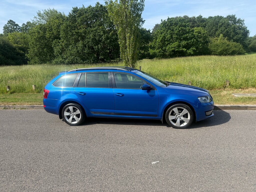 Skoda Octavia 1.6 Tdi Se Sport Euro 6 Blue #2