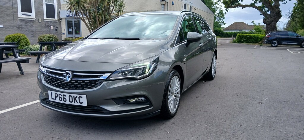 Vauxhall Astra Estate 1.6 Cdti Elite 2017 LP66OKC Grey #4