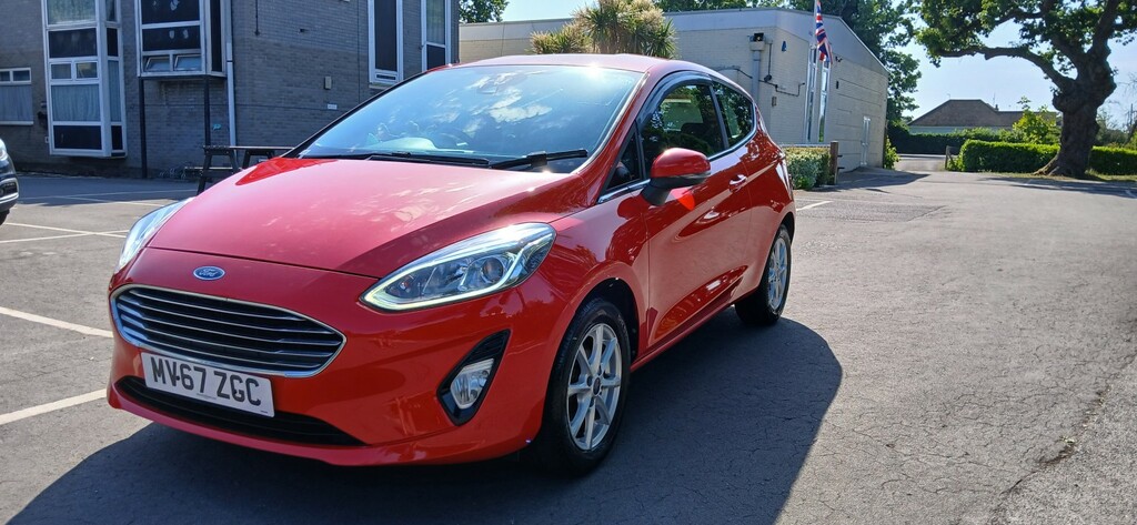Ford Fiesta Hatchback 1.1 Ti-vct Zetec 2017 MV67ZGC Red #4