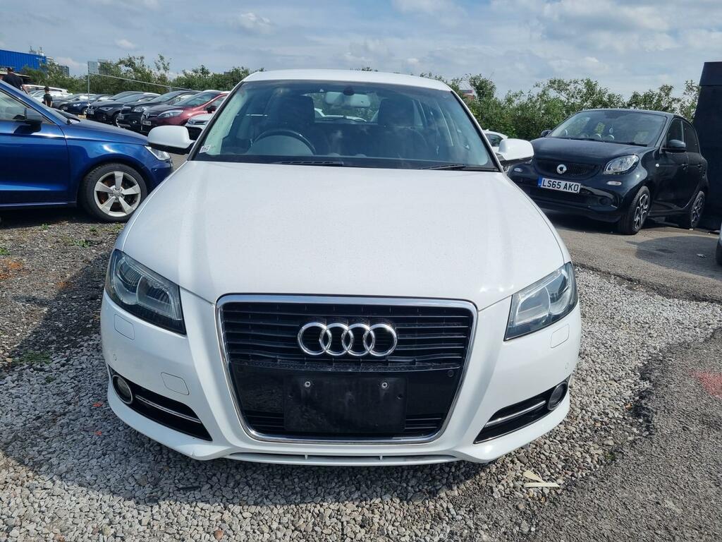 Audi A3 1.4 Tfsi Cod Se Sportback S Tronic Euro 6 Ss White #3