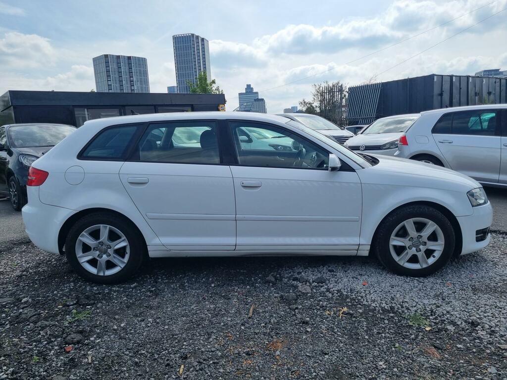 Audi A3 1.4 Tfsi Cod Se Sportback S Tronic Euro 6 Ss White #4