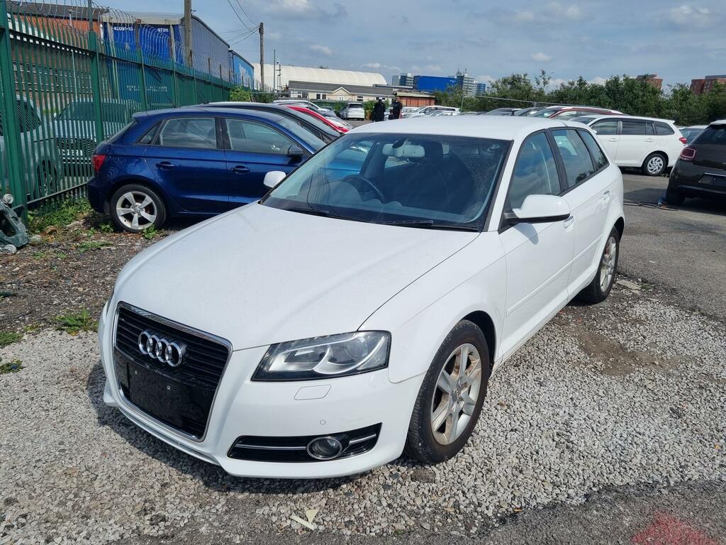 Audi A3 1.4 Tfsi Cod Se Sportback S Tronic Euro 6 Ss White #5