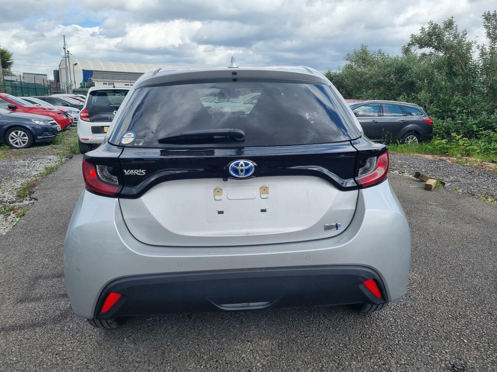 Toyota Yaris 1.5 Hybrid Sat. Nav Ulez CY15CFZ Silver #6