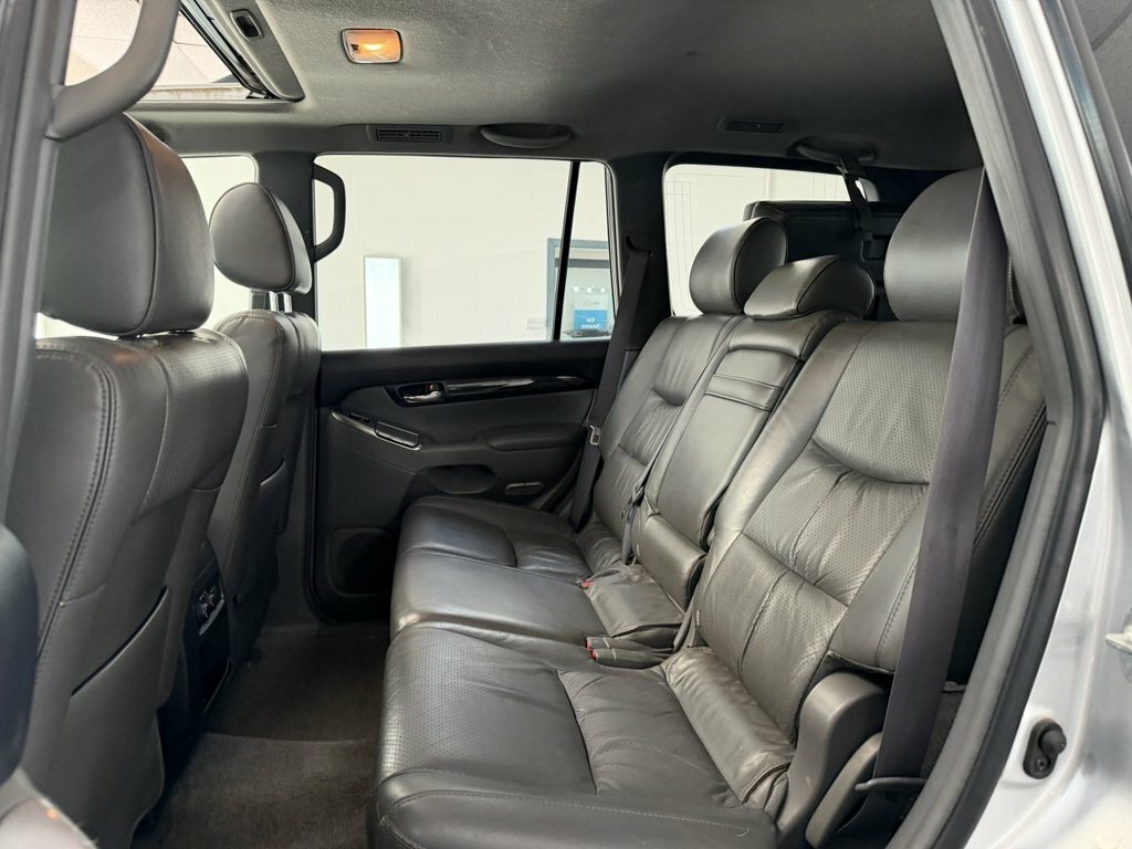 Toyota Land Cruiser 3.0 D-4d Invincible 171 Bhp Silver #15