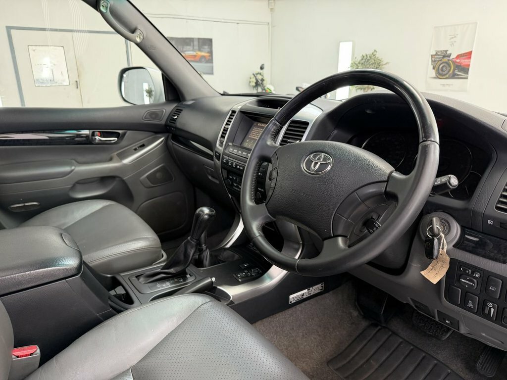 Toyota Land Cruiser 3.0 D-4d Invincible 171 Bhp Silver #21