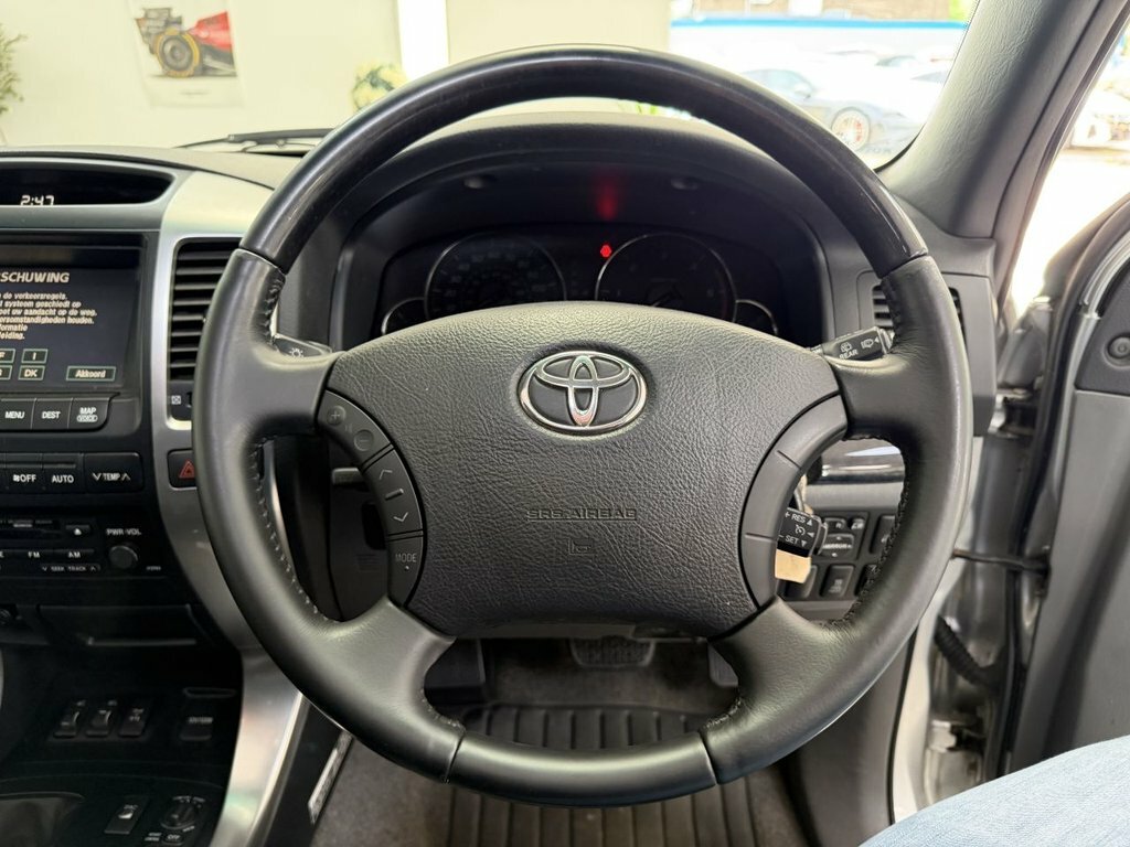 Toyota Land Cruiser 3.0 D-4d Invincible 171 Bhp Silver #22