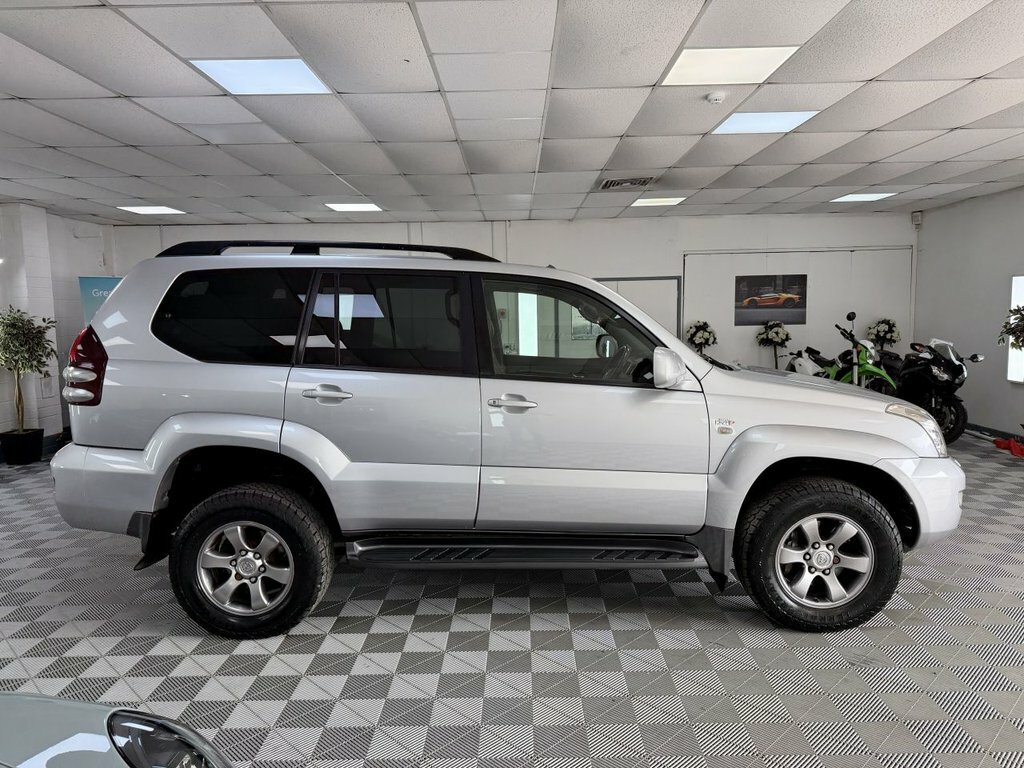 Toyota Land Cruiser 3.0 D-4d Invincible 171 Bhp Silver #11