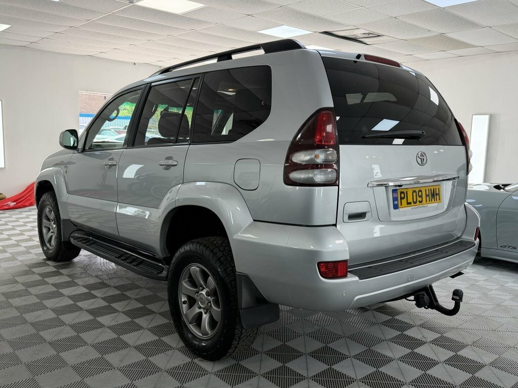 Toyota Land Cruiser 3.0 D-4d Invincible 171 Bhp Silver #8
