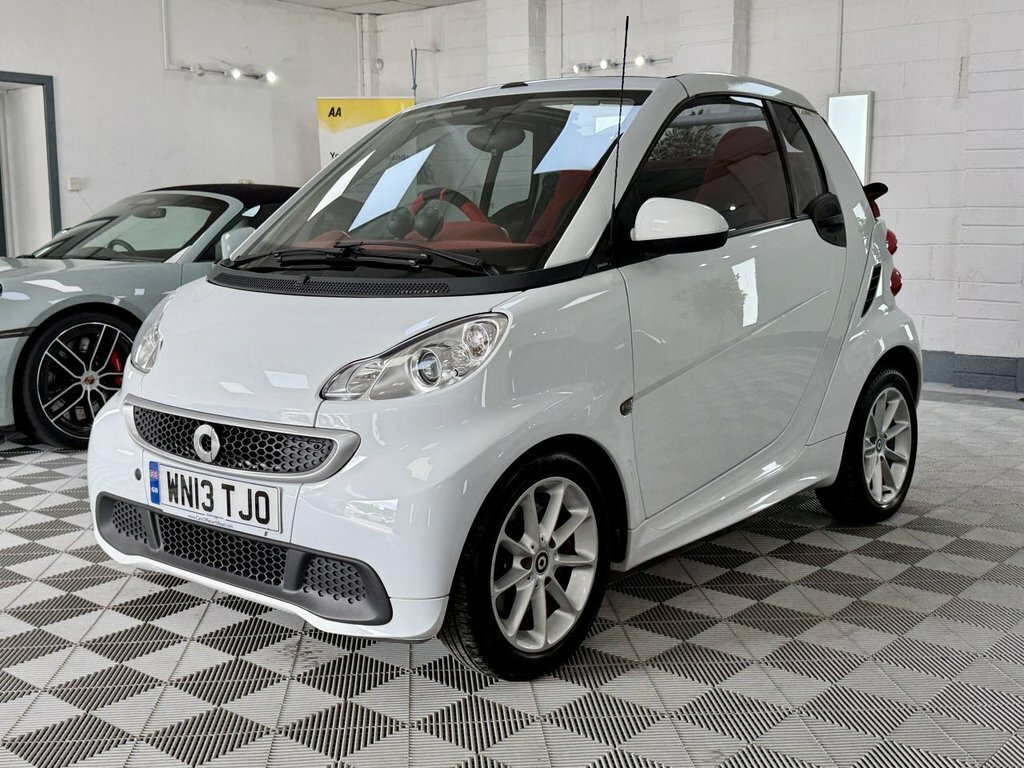 Smart Fortwo Cabrio 2013 1.0 Mhd Passion Cabriolet Softtouc White #5