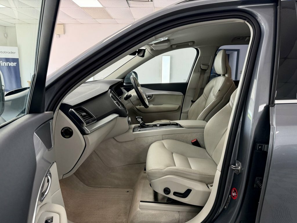 Volvo XC90 2015 2.0 D5 Momentum Suv Geartronic 4Wd CV65DLX Grey #2