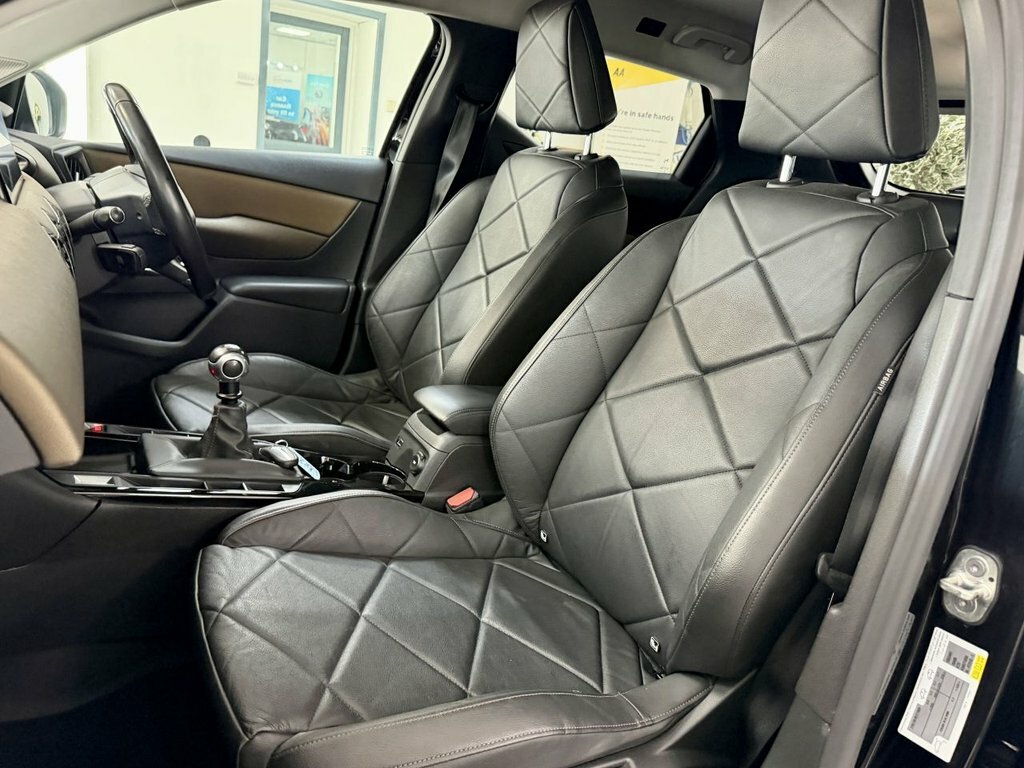 DS DS 3 Crossback 2019 1.2 Puretech Prestige Crossback Ma LO19DYH Black #3