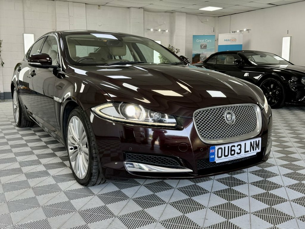 Jaguar XF 2013 3.0D V6 Premium Luxury Saloon OU63LNM Red #3