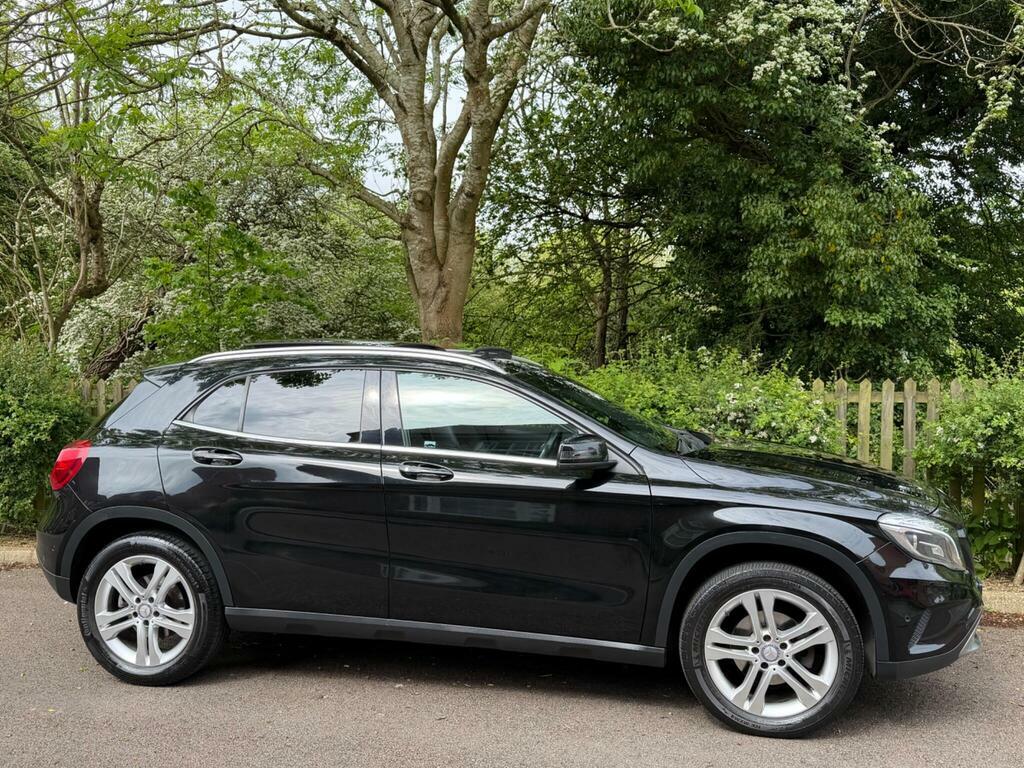 Mercedes-Benz GLA Class 2.1 Gla200d Sport Premium Plus Euro 6 S S Black