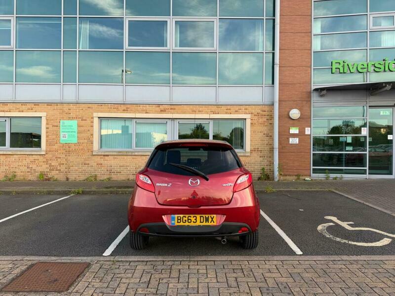 Mazda 2 1.3 Venture Euro 5 Red