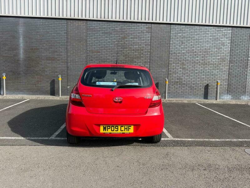 Hyundai I20 1.4 Comfort Euro 4 Red #5