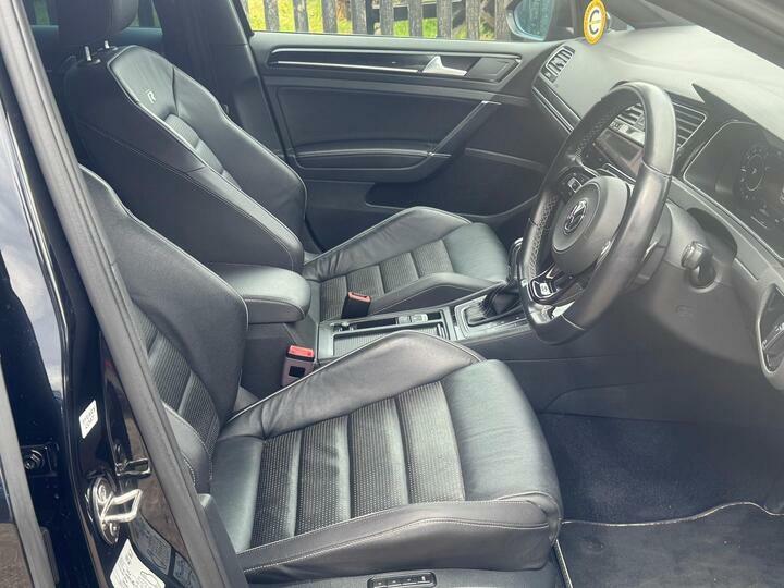 Volkswagen Golf 2.0 Tsi Bluemotion Tech R Hatchback Dsg LW67CNN Black #2