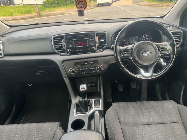 Kia Sportage 1.6 Gdi 1 Euro 6 KX16XSD White #2