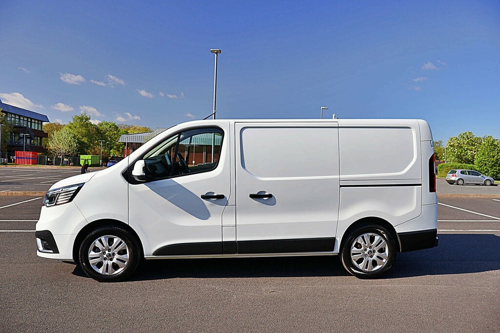 Renault Trafic Sl28 Sport Blue Dci NL23LRY White #4