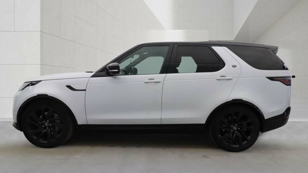 Land Rover Discovery R-dynamic Hse D Mhev 4Wd Rear Seats YM22MXD White #4