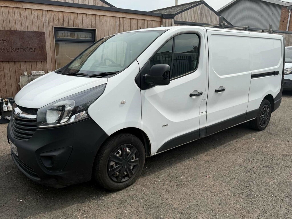 Vauxhall Vivaro 2900 Cdti Lwb DU15AHP White #2