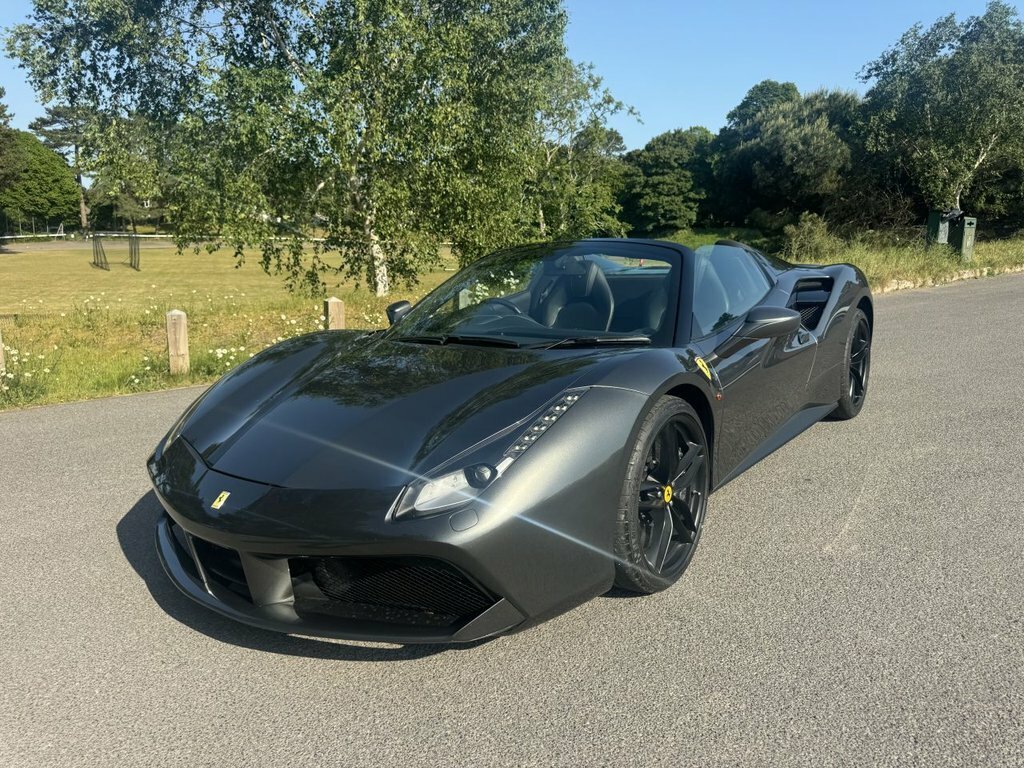 Ferrari 488 3.9L Null Grey