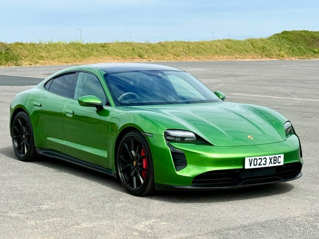 Porsche Taycan Performance Plus 93.4Kwh Gts 4Wd 11Kw Ch Green