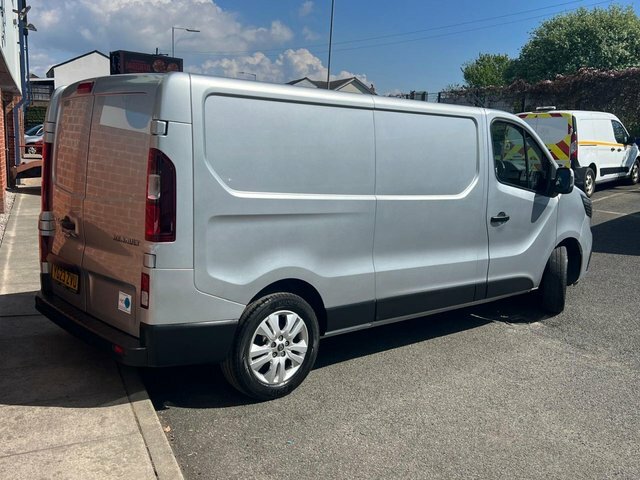 Renault Trafic Dci Blue Ll30 Sport YG23ZVU Grey #3