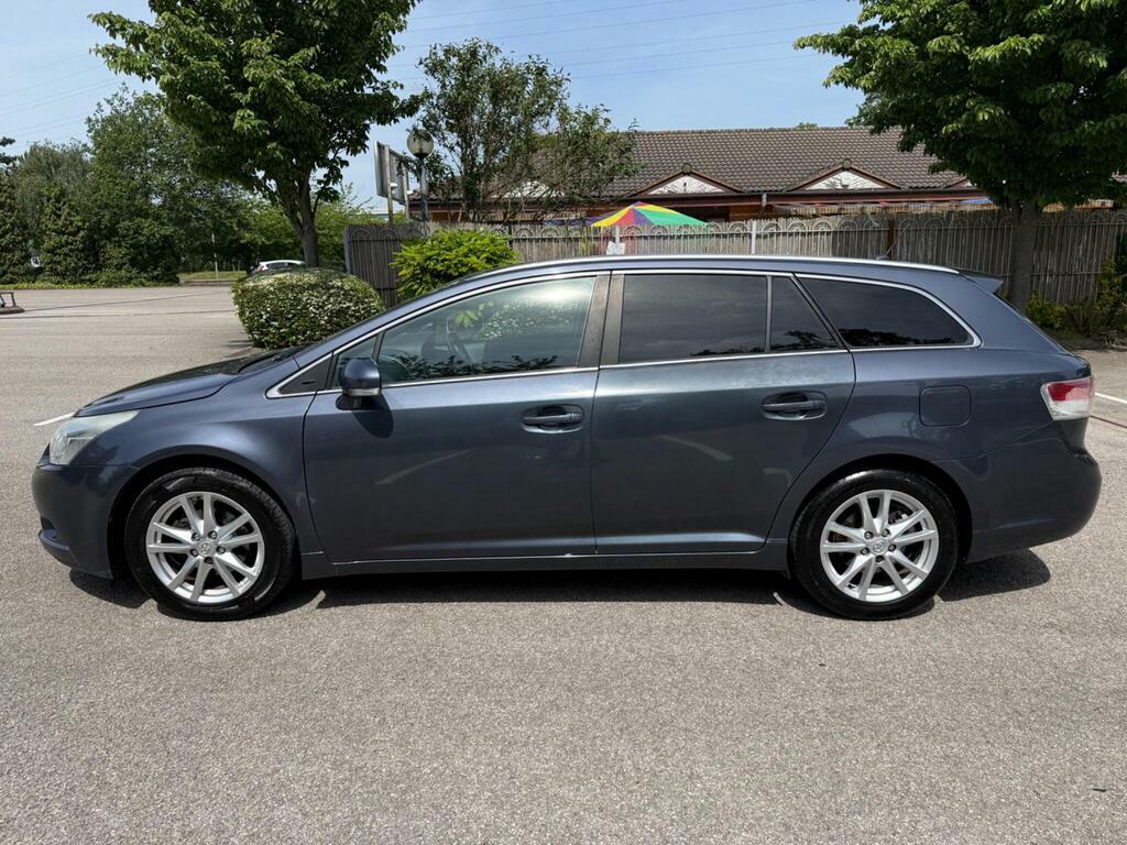 Toyota Avensis 1.8 V-matic Tr Tourer Multidrive Euro 5 Blue #8