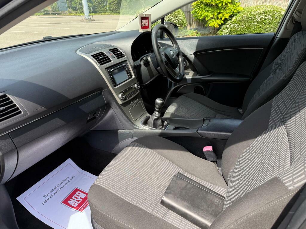 Toyota Avensis 1.8 V-matic Tr Tourer Multidrive Euro 5 Blue #19