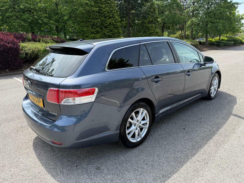Toyota Avensis 1.8 V-matic Tr Tourer Euro 5 Blue #4