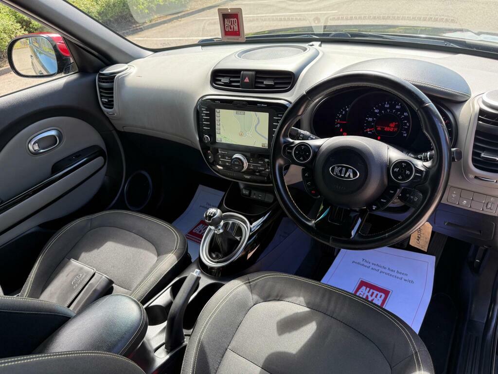 Kia Soul 1.6 Crdi Mixx Suv Black #3